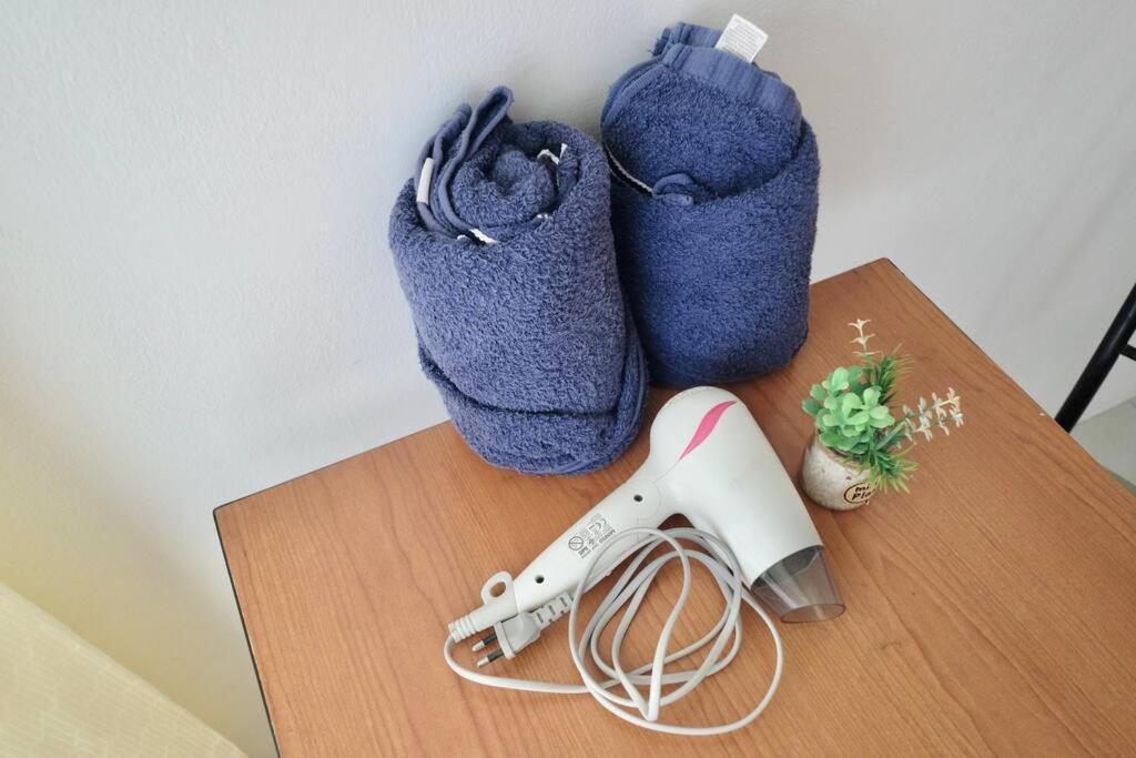 Airport View Apartment Cozy Room Near Airport サムットプラーカーン エクステリア 写真